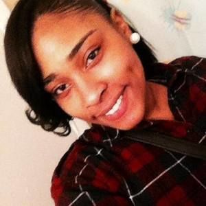 Meet your Posher, Nae